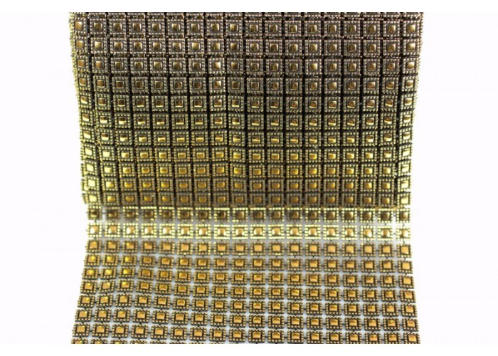 Tira tachuela cuadrada...