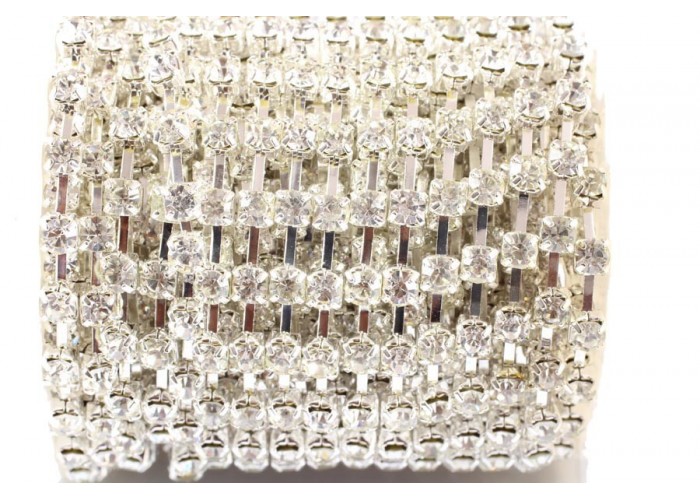 Tira strass 4mm  engarzado...