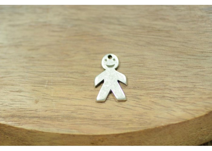 Colgante Figura niño 18x12mm