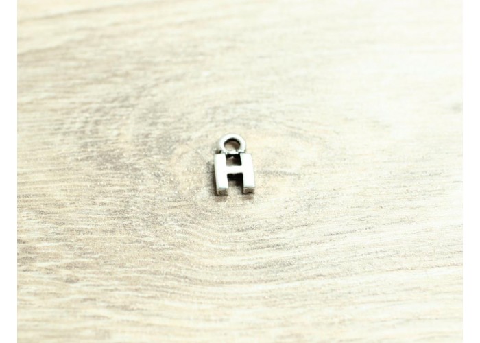 Colgante letra "H" 12mm