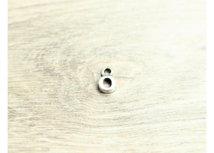 Colgante letra "O" 12mm