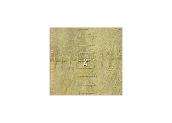 Colgante letra "A" 12mm