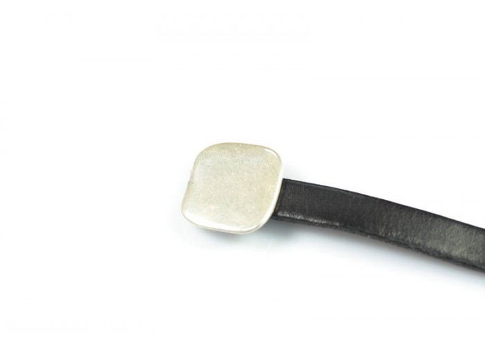 Cierre botón cuadrado plano...