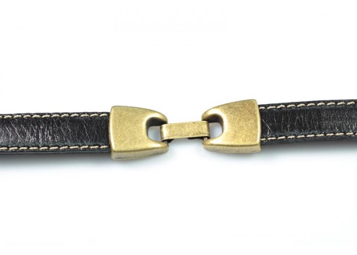 Cierre Oro Viejo plano dos...