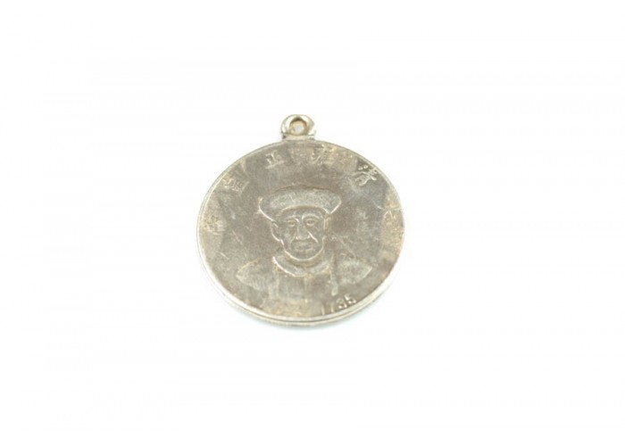 Colgante moneda china
