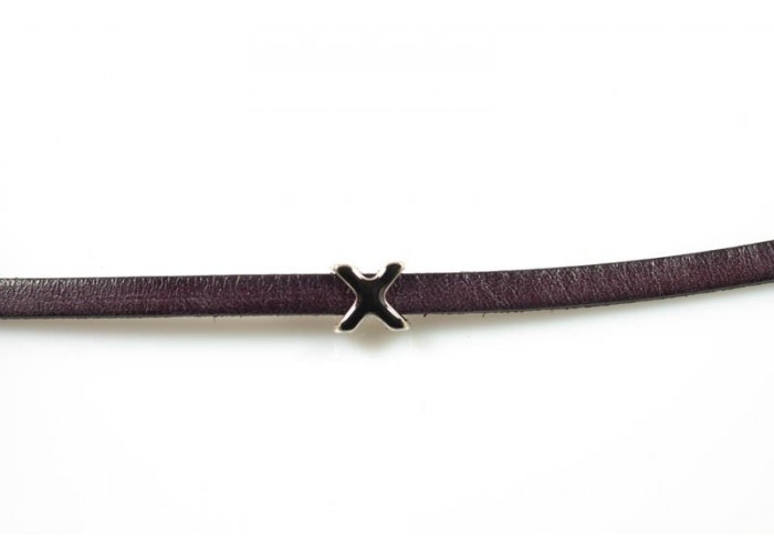 Entrepieza cruz negro 6x2mm...