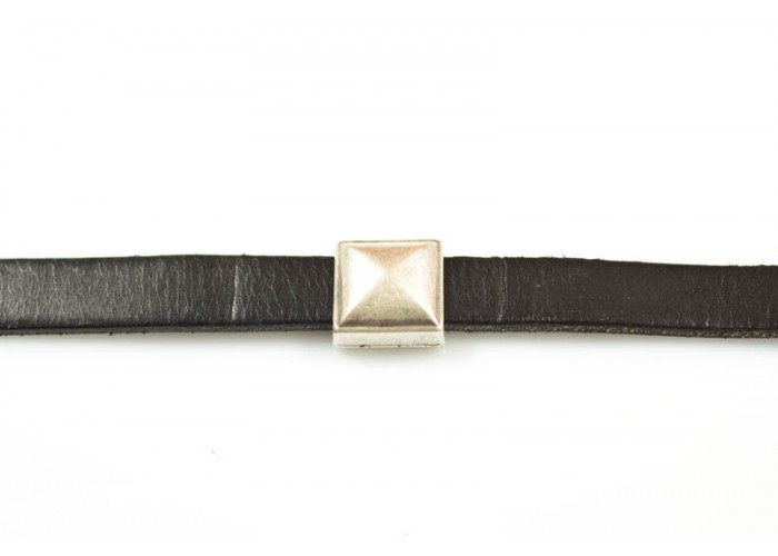 Entrepieza tachuela...