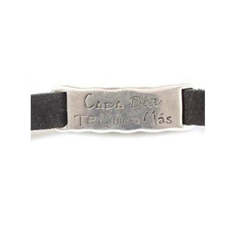 Pulsera frase "Cada día te...